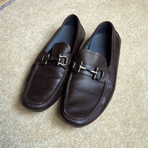 Authentic Ferragamo driving loafer